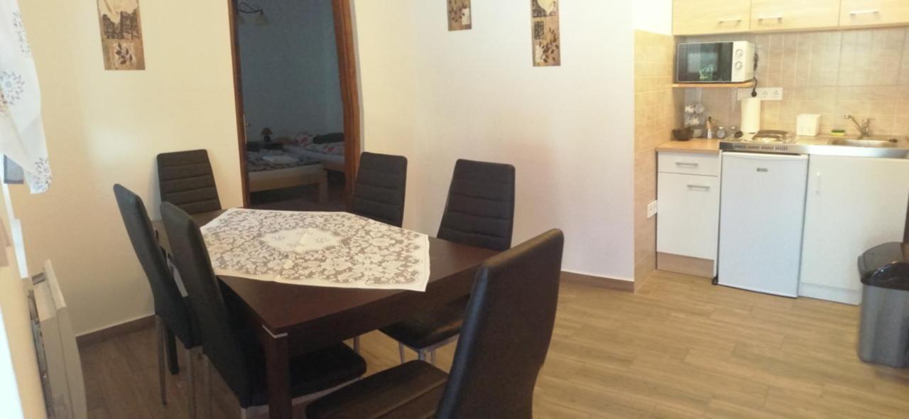 Cinege Vendeghaz Hotel Tolcsva Екстериор снимка